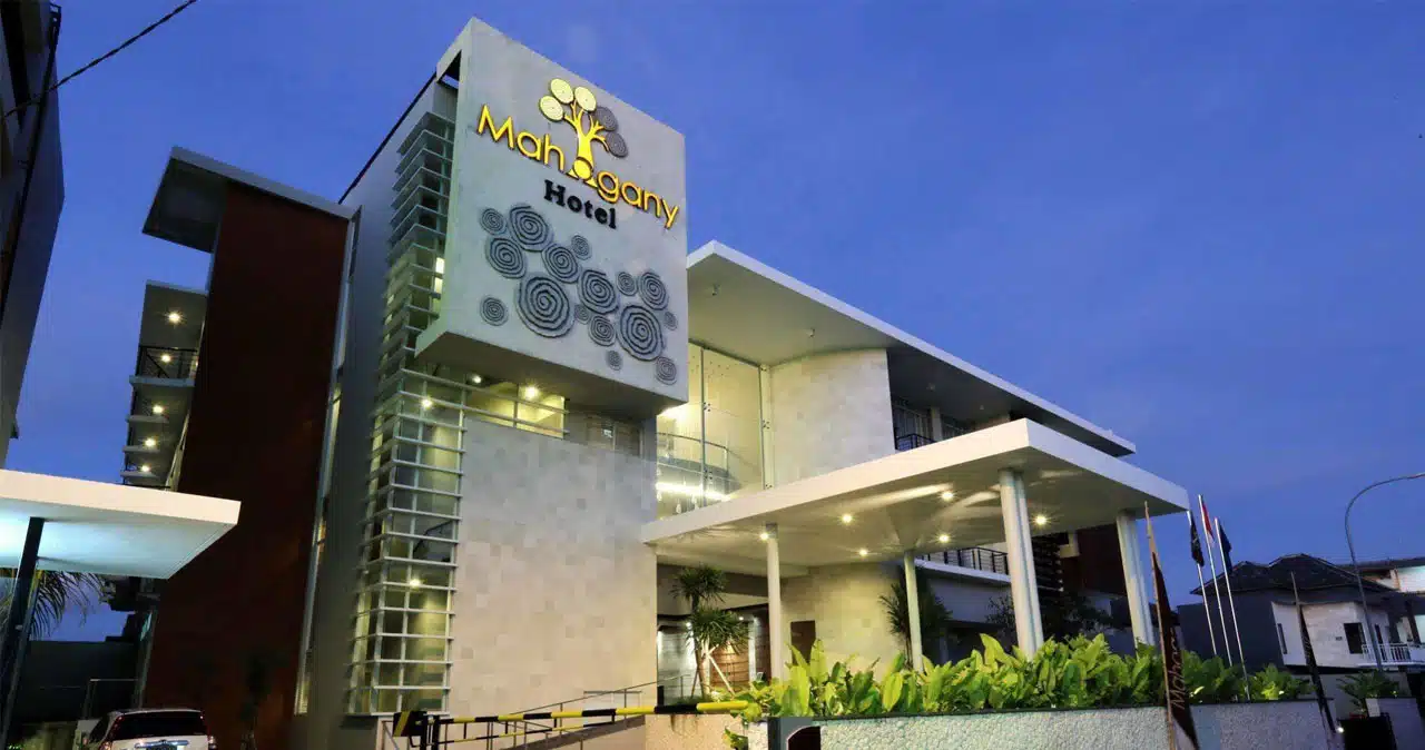 Hotel Mahogany - job vacancies