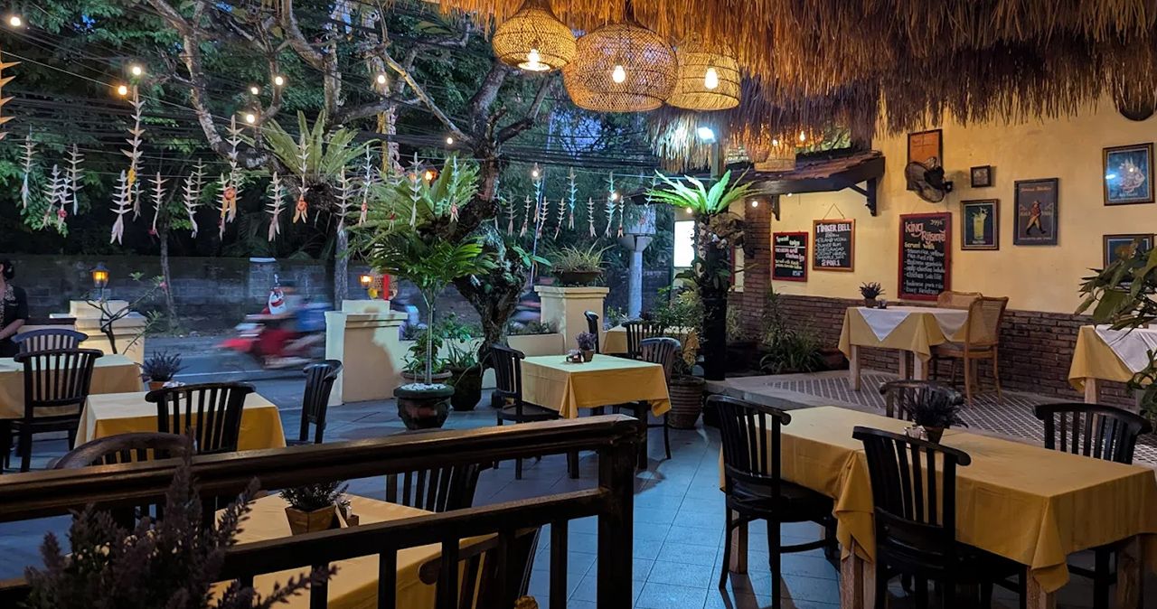 The Tree Bar & Restaurant